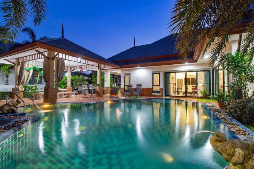 Villa Nataly Na Chom Thian Exteriör bild